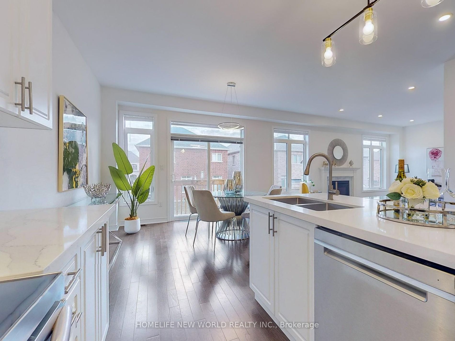 167 Inverness Way