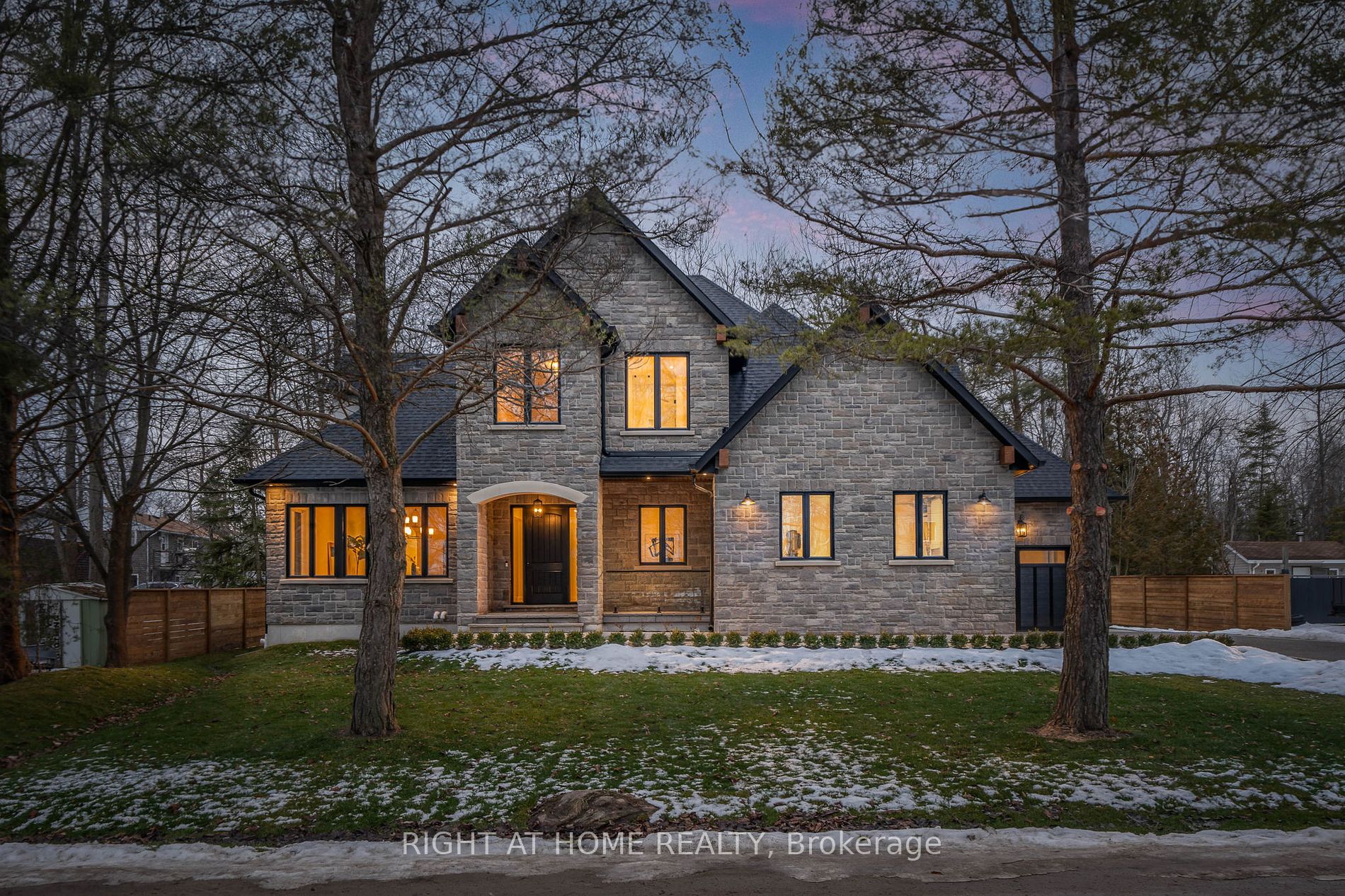 2338 Buchanan Street