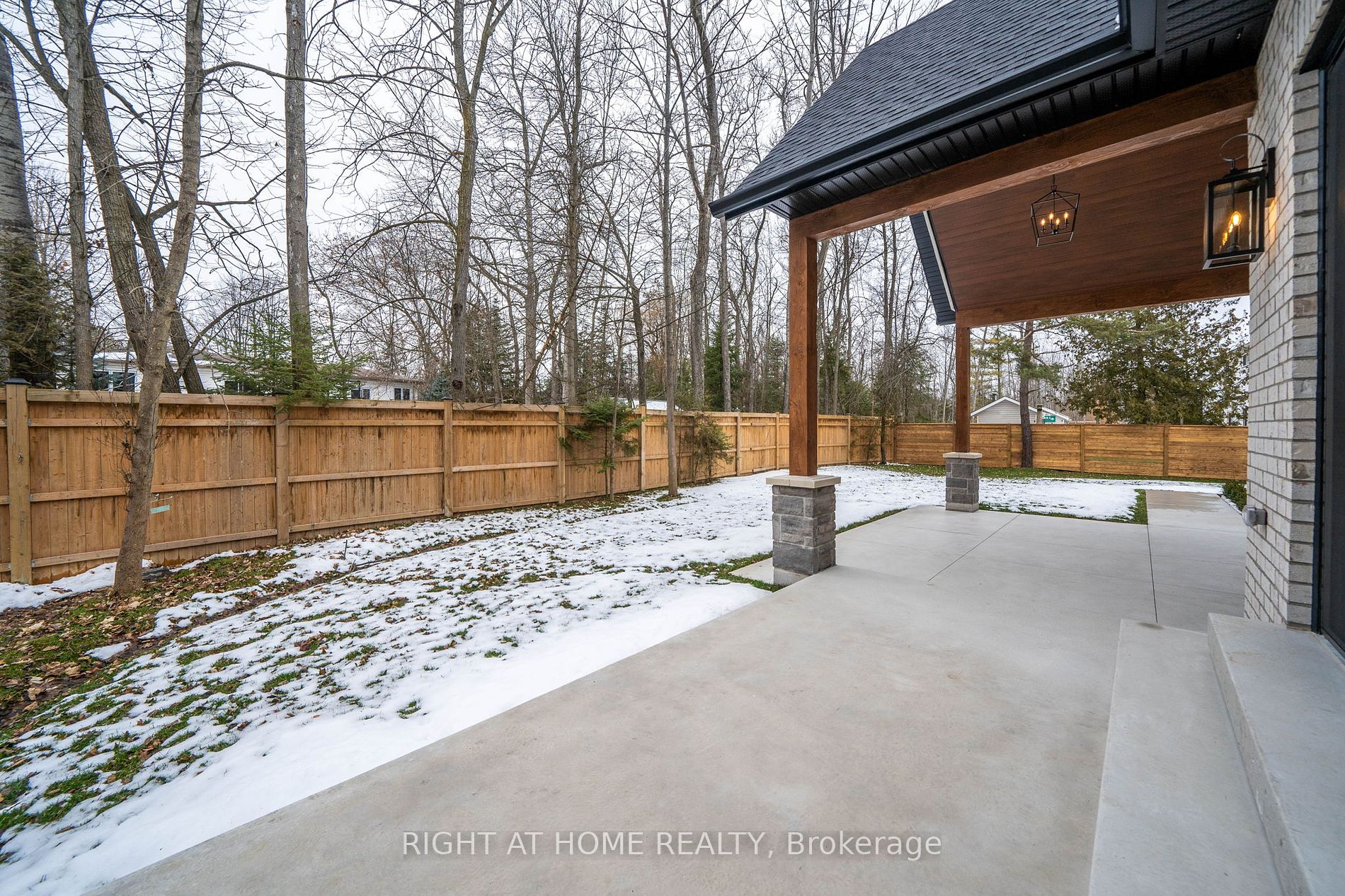 2338 Buchanan Street