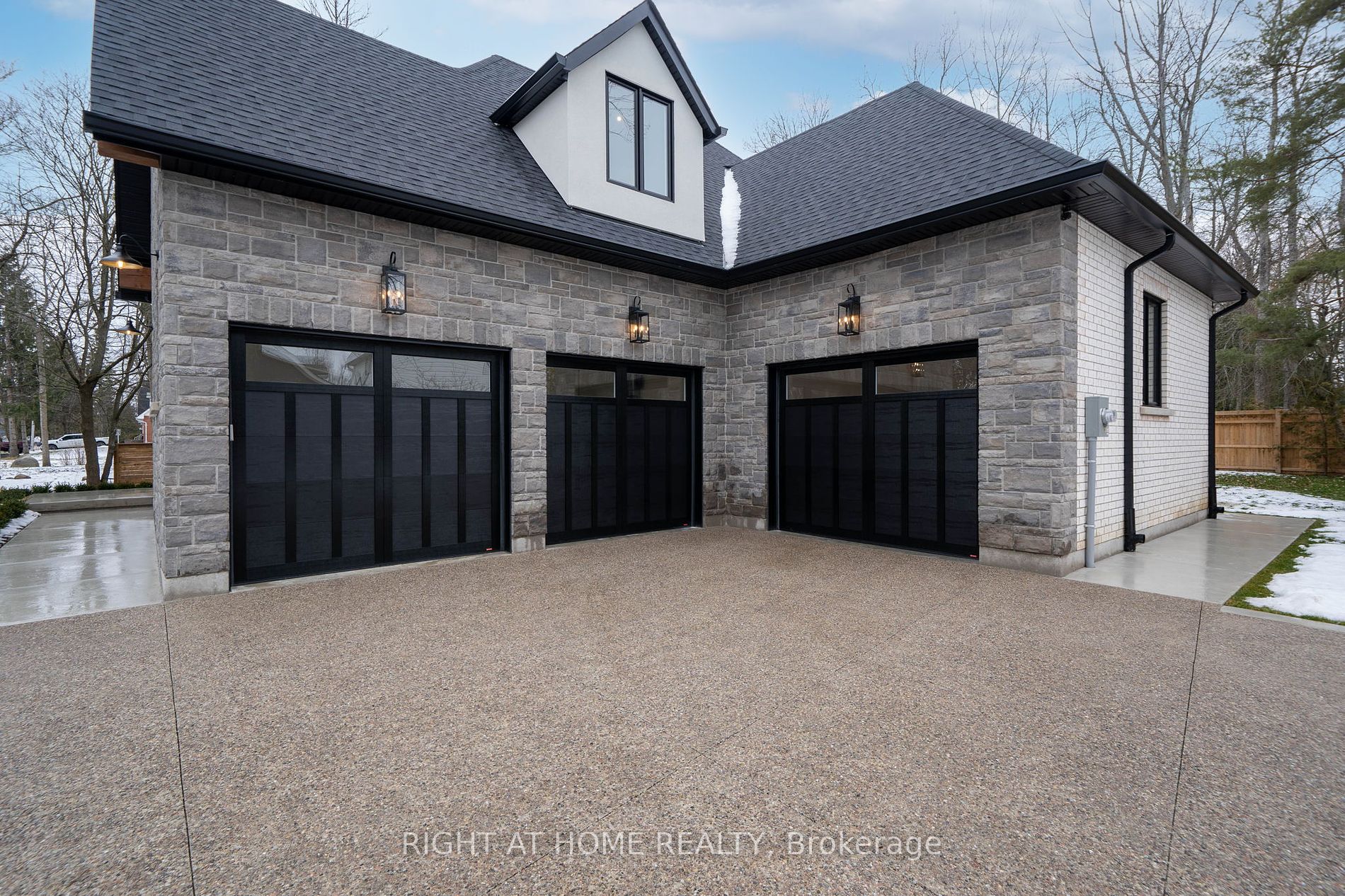 2338 Buchanan Street
