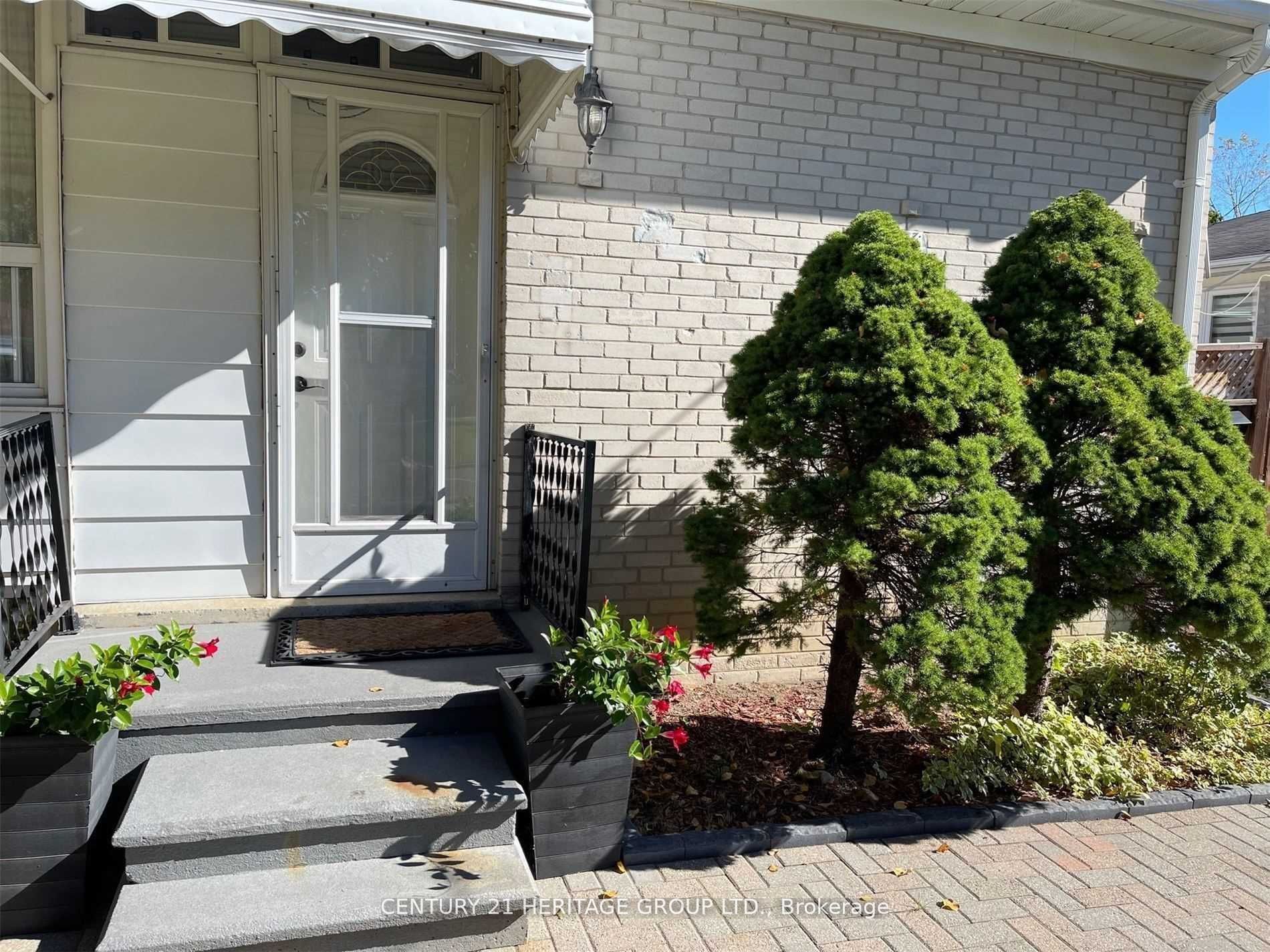 231 Blue Grass Boulevard