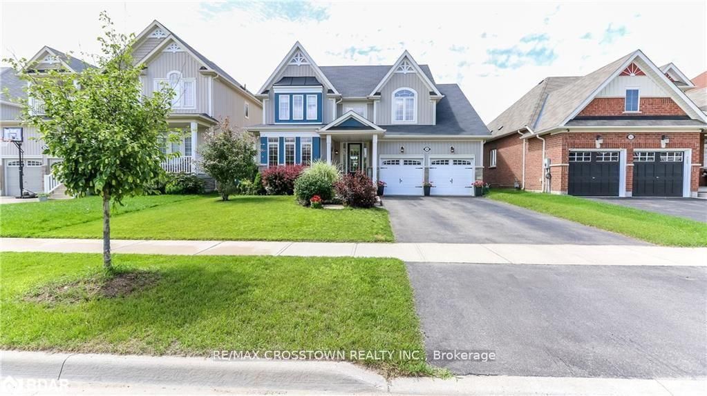 100 Mount Crescent
