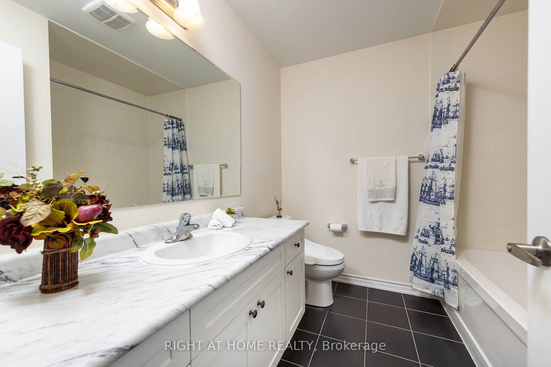 68 Buckle Cres