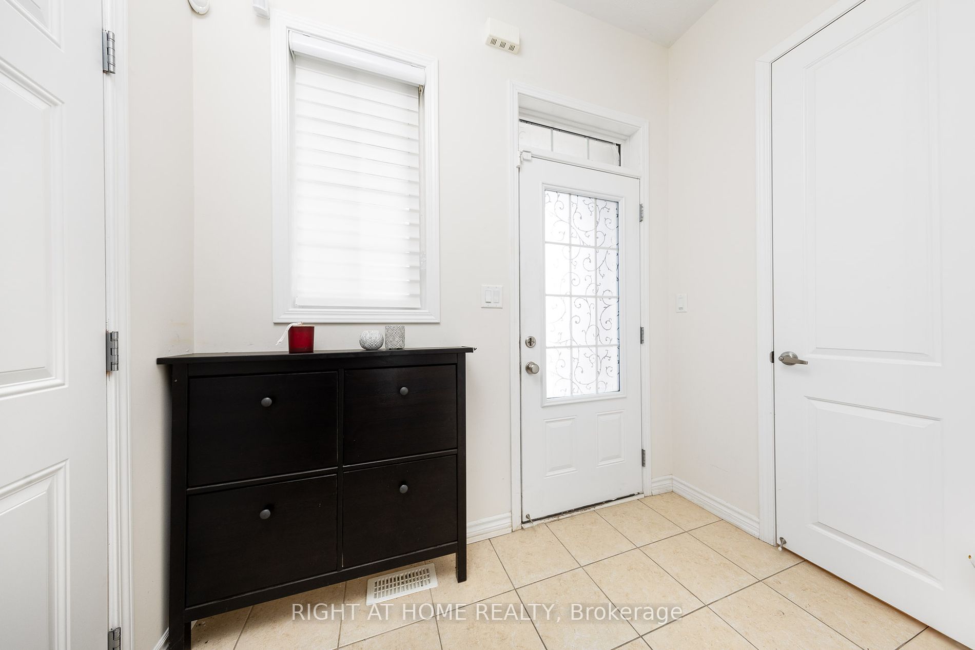 68 Buckle Cres
