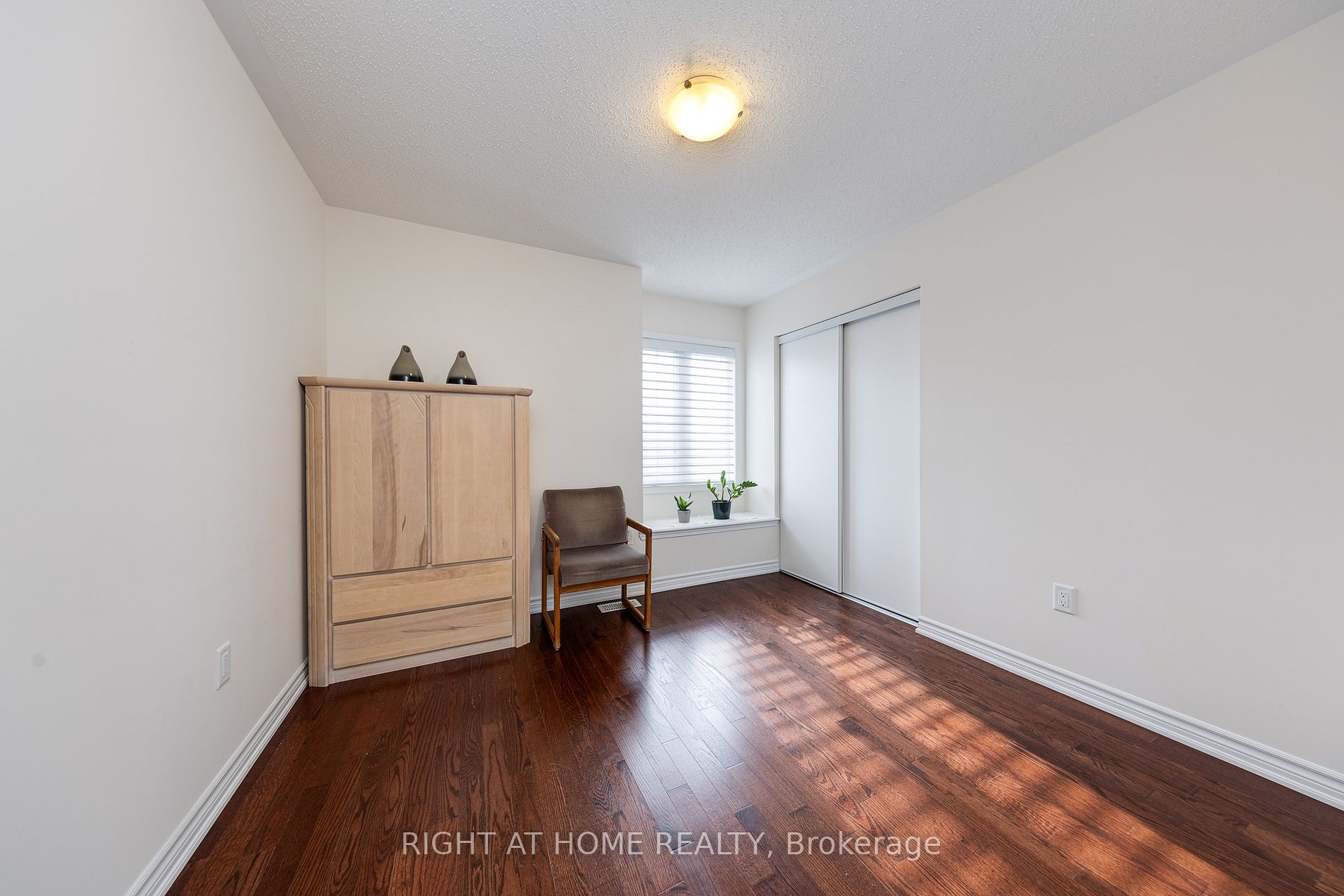 68 Buckle Cres