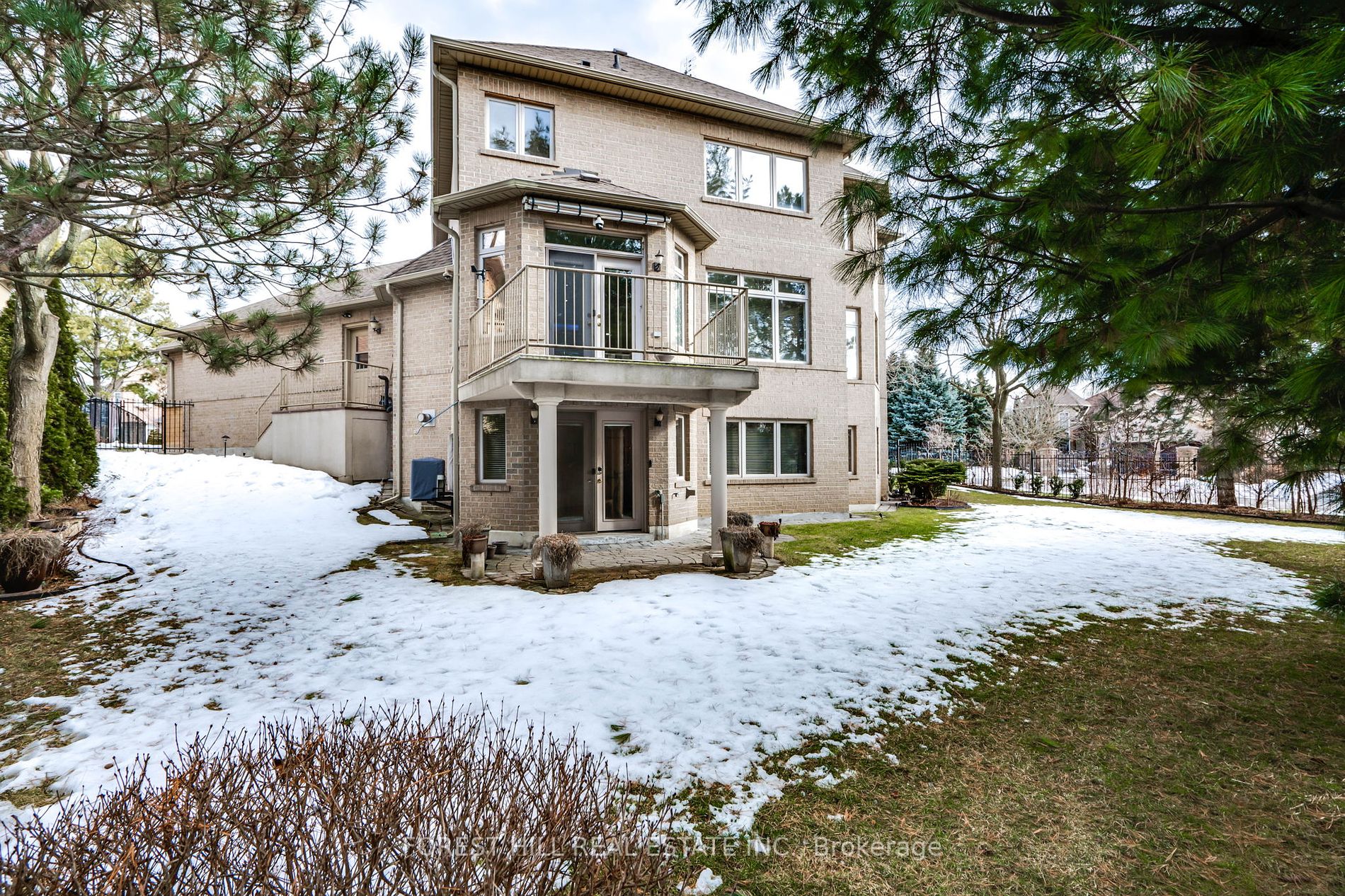 151 Nevada Crescent
