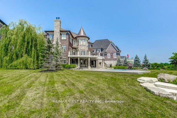 115 Hazelridge Crt