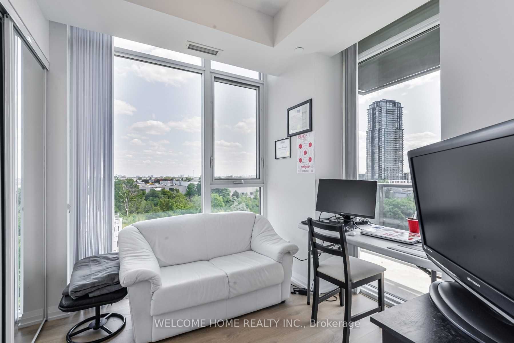 7895 Jane Street, #504