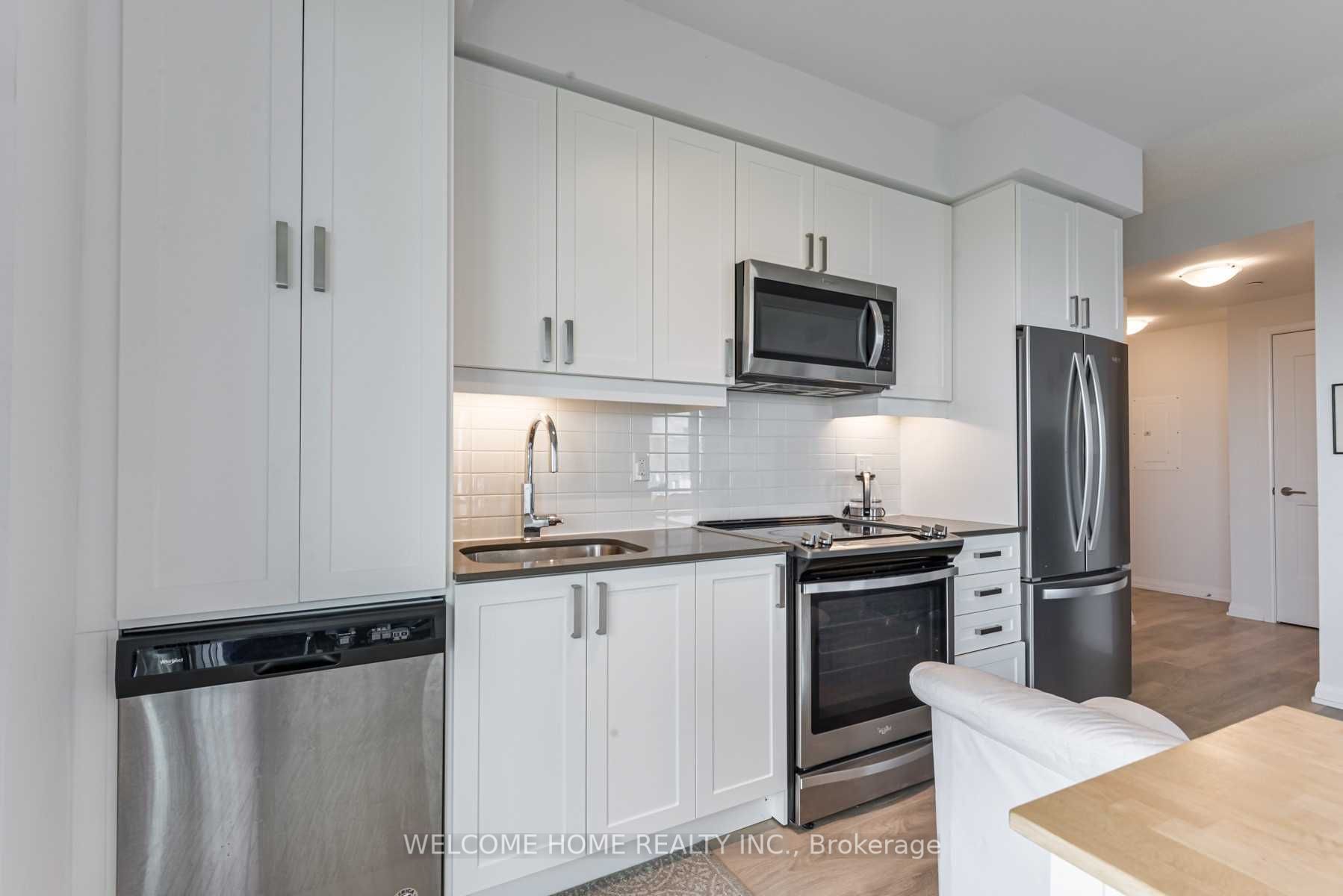 7895 Jane Street, #504