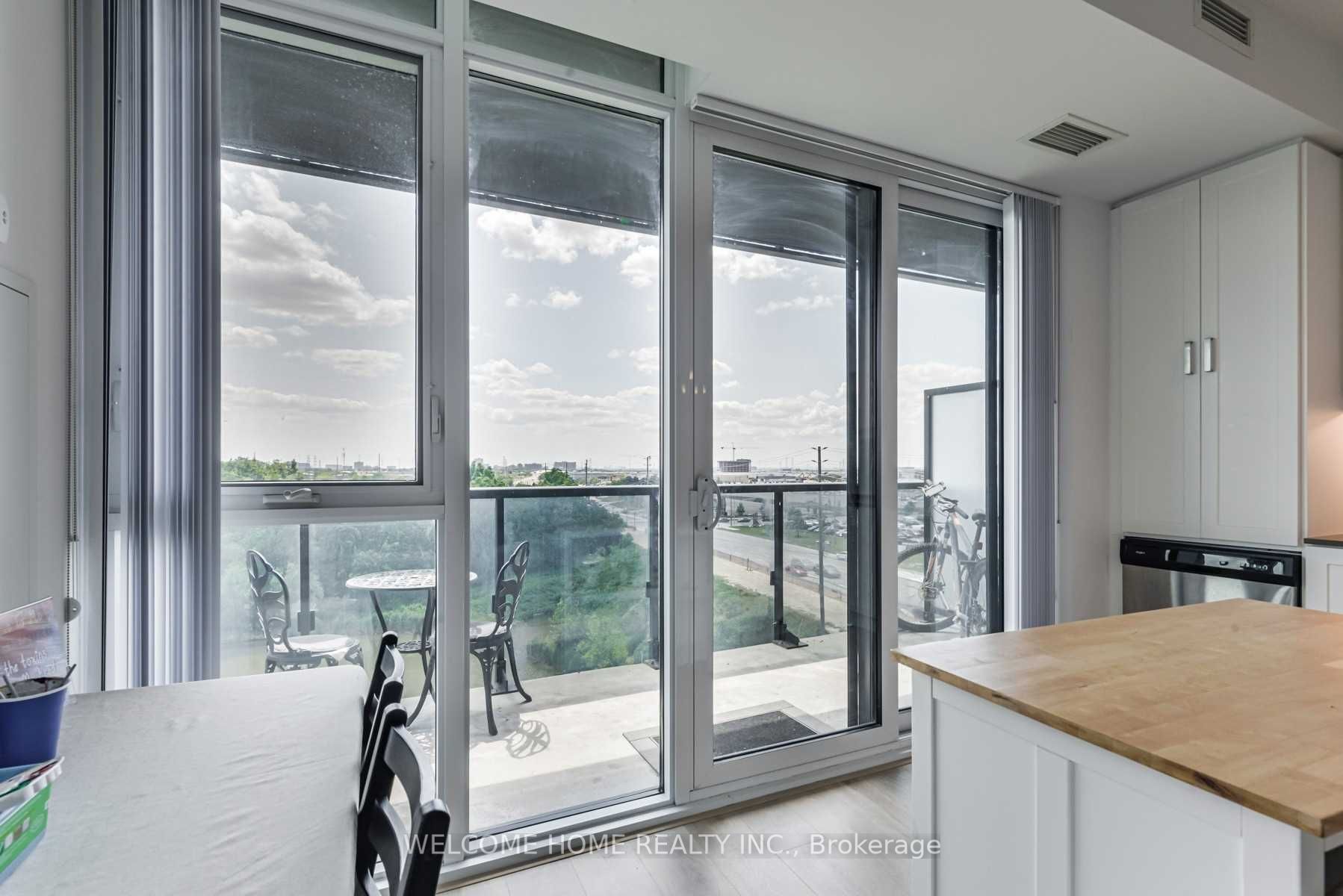 7895 Jane Street, #504