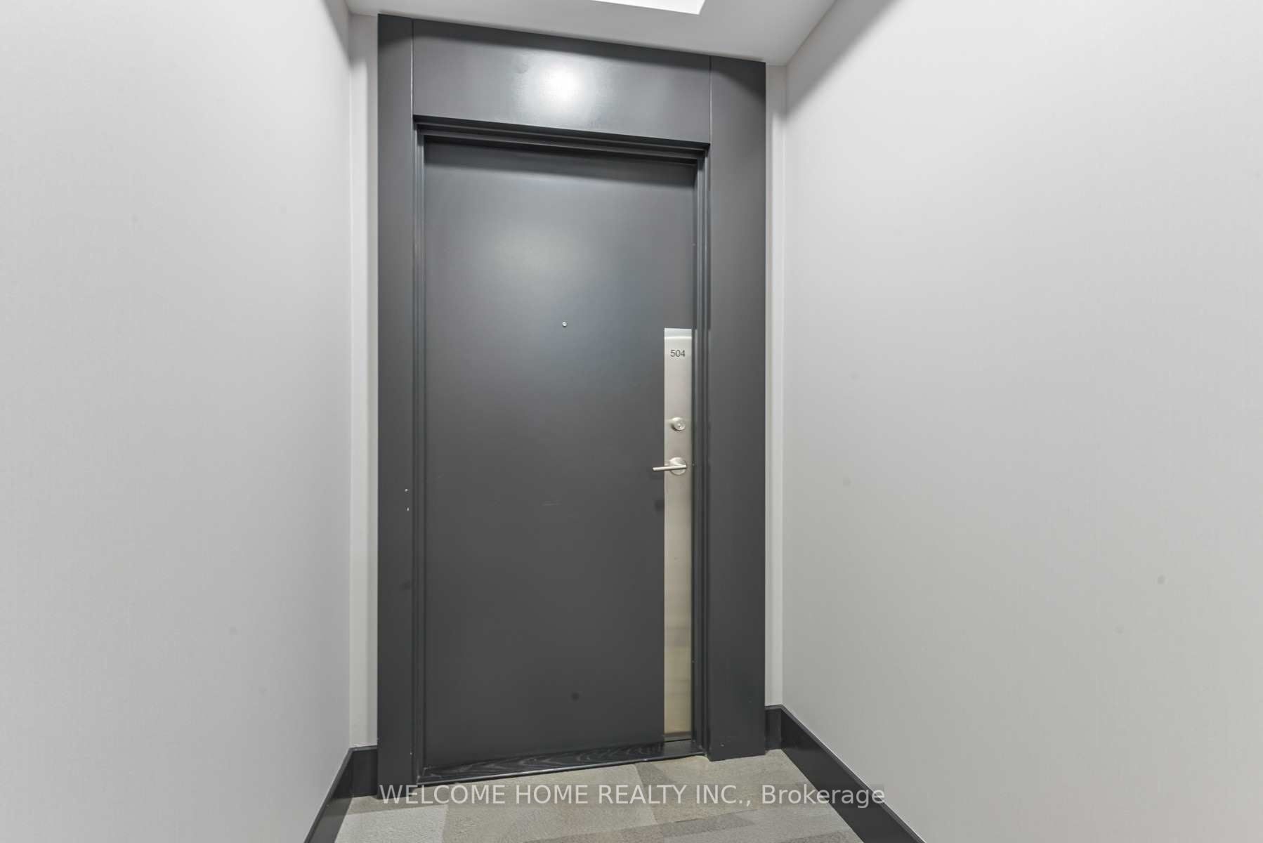 7895 Jane Street, #504