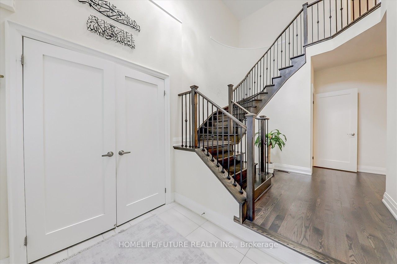 47 Mohandas Drive