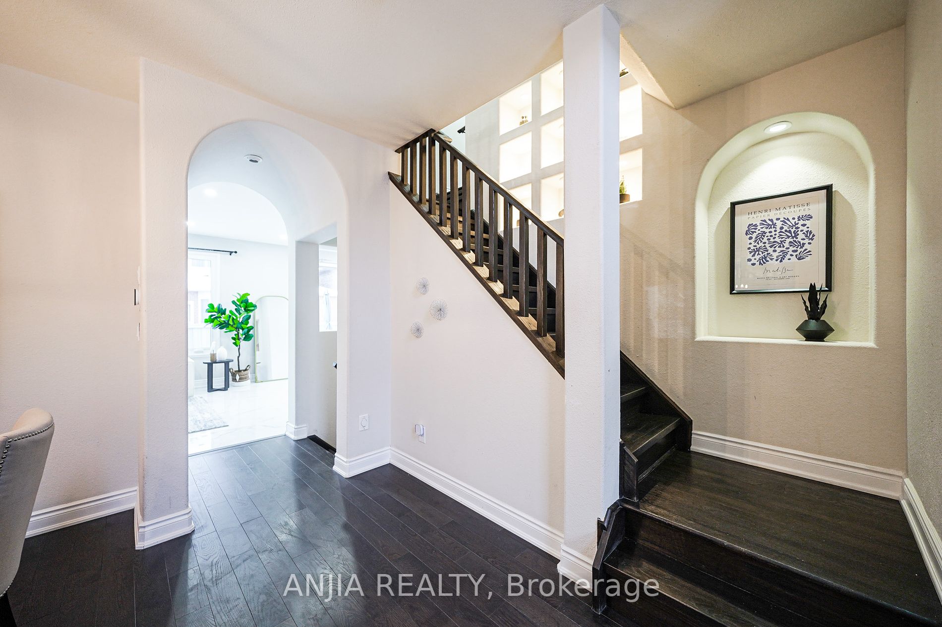 3 Lionheart Lane