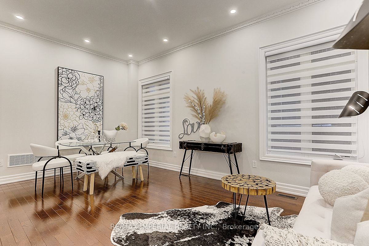 611 Pleasant Ridge Ave