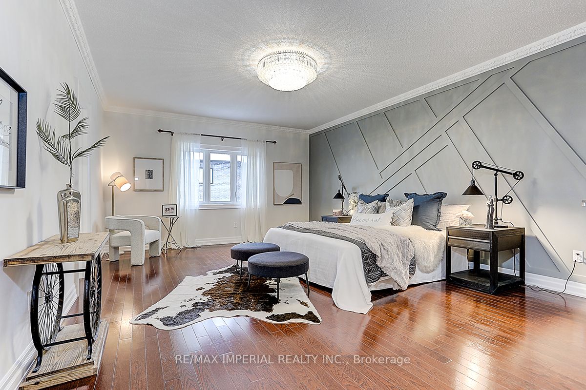 611 Pleasant Ridge Ave