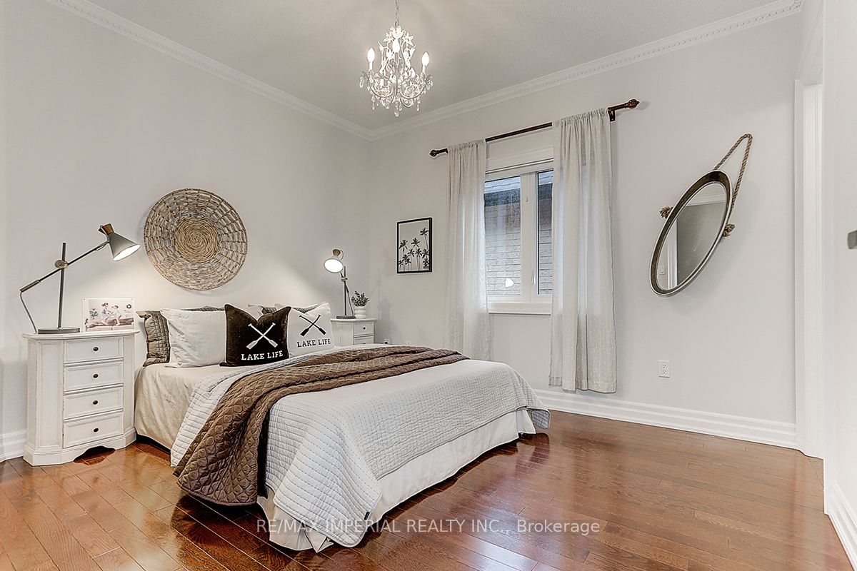 611 Pleasant Ridge Ave