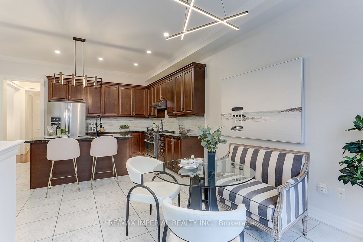 611 Pleasant Ridge Ave