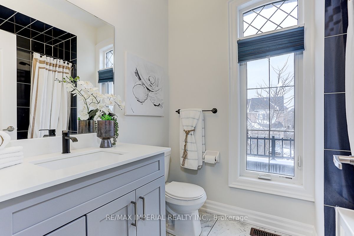 611 Pleasant Ridge Ave