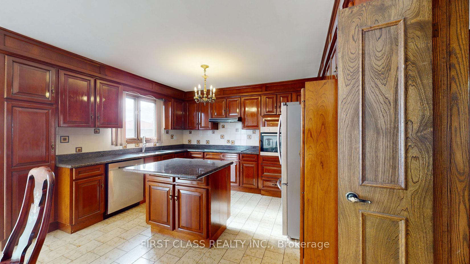 157 Jeanne Dr