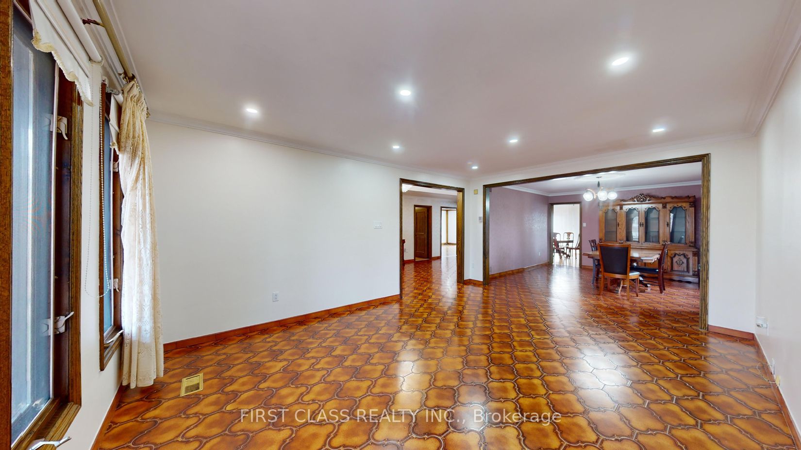 157 Jeanne Dr