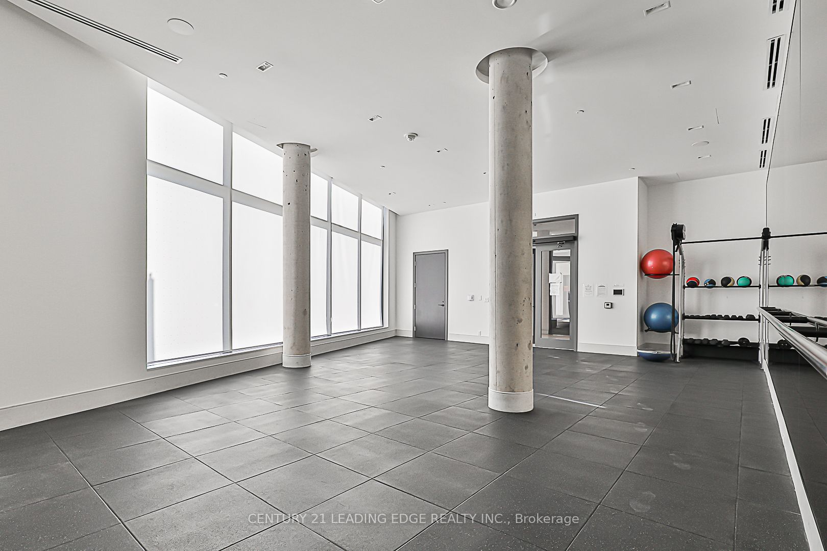 38 Water Walk Dr, #1507