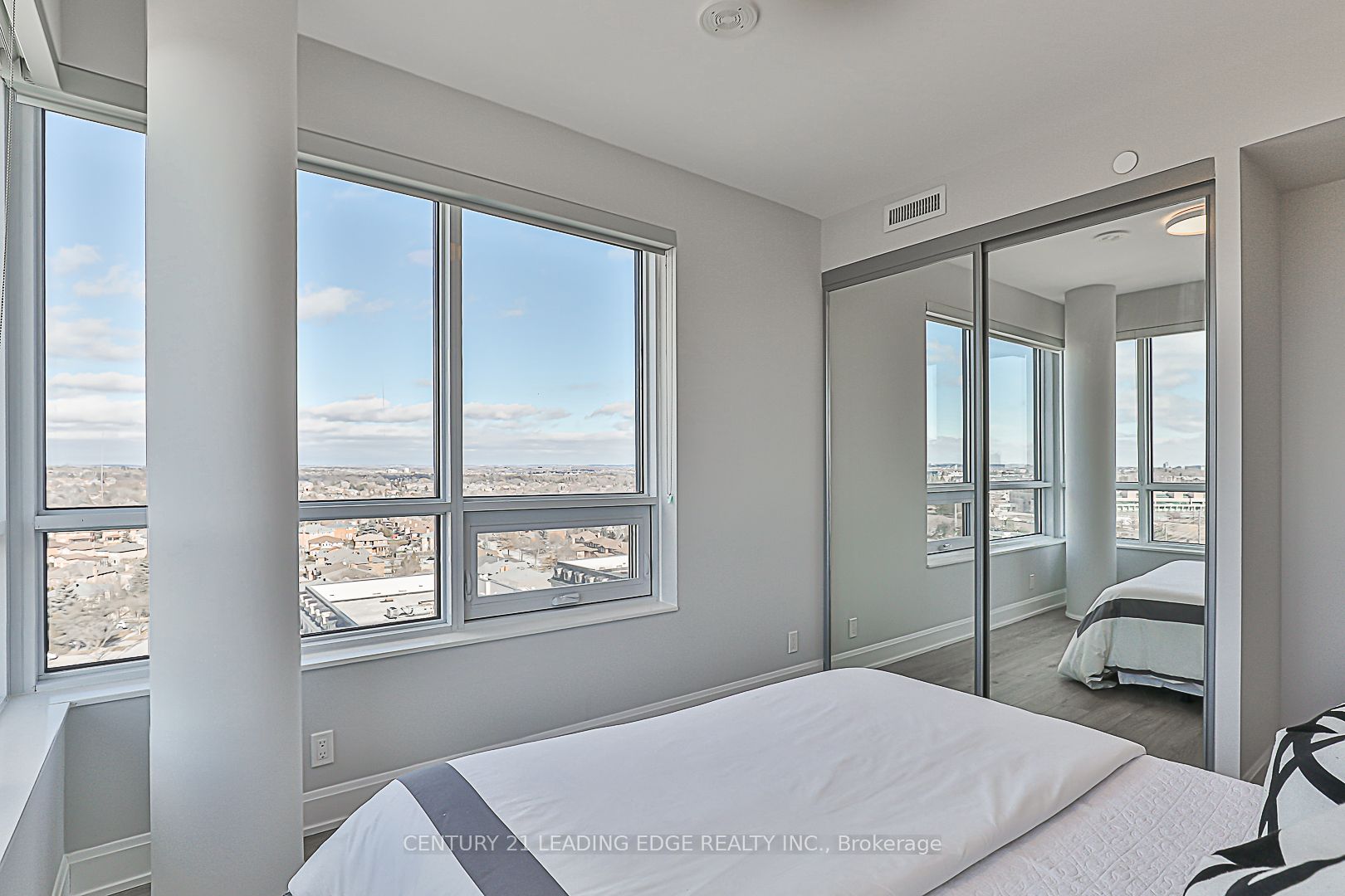 38 Water Walk Dr, #1507