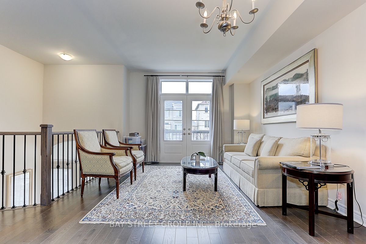 87 Grand Trunk Ave