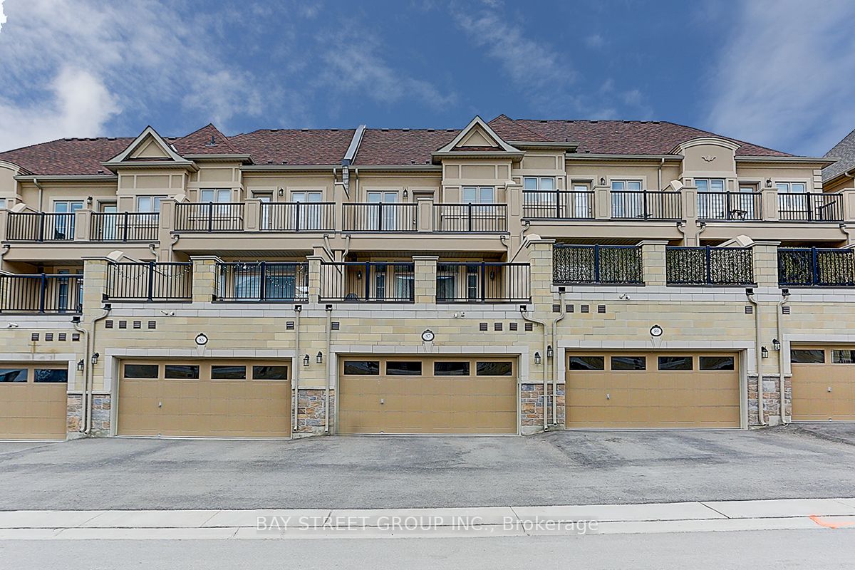 87 Grand Trunk Ave