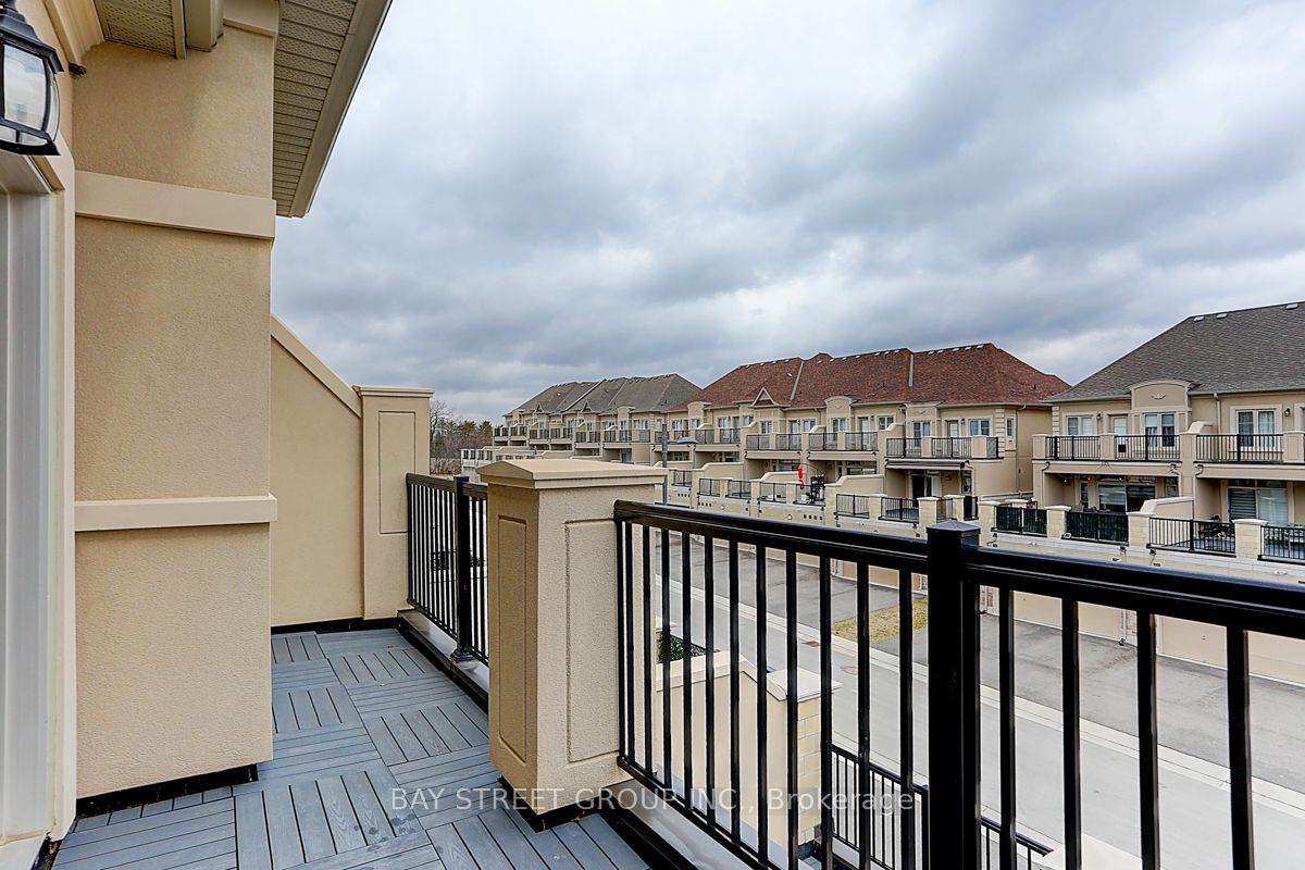 87 Grand Trunk Ave