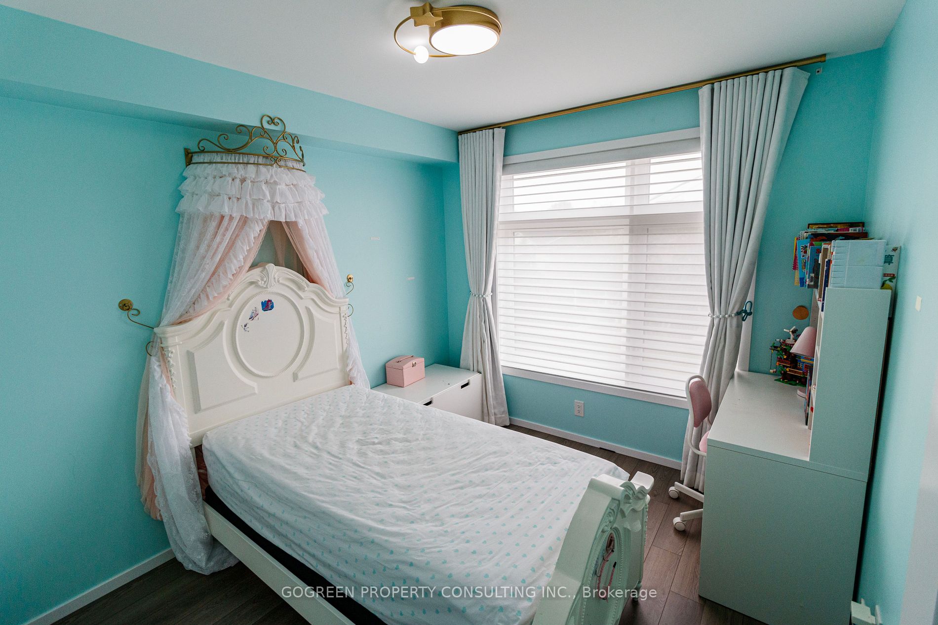 20 James Noble Lane, #95