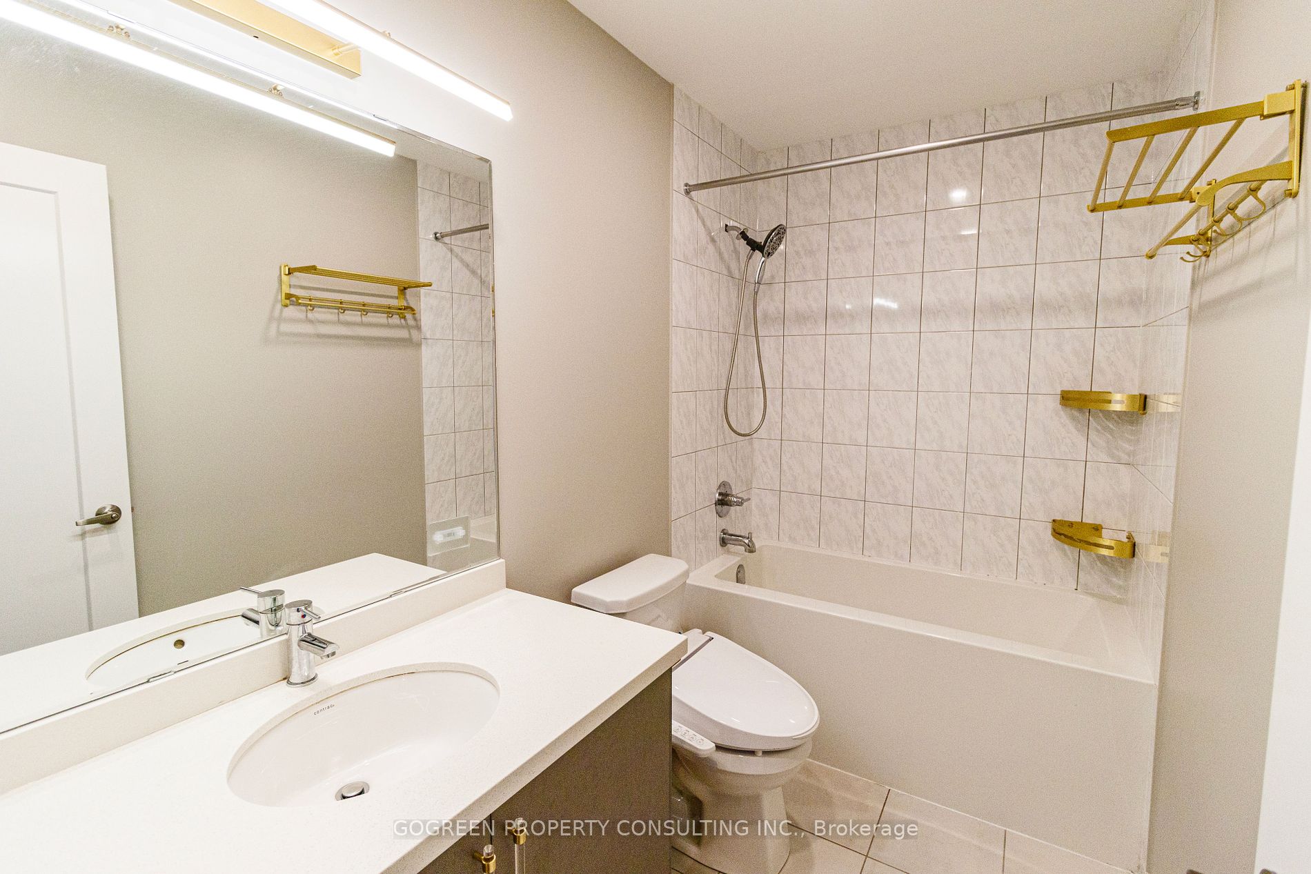 20 James Noble Lane, #95