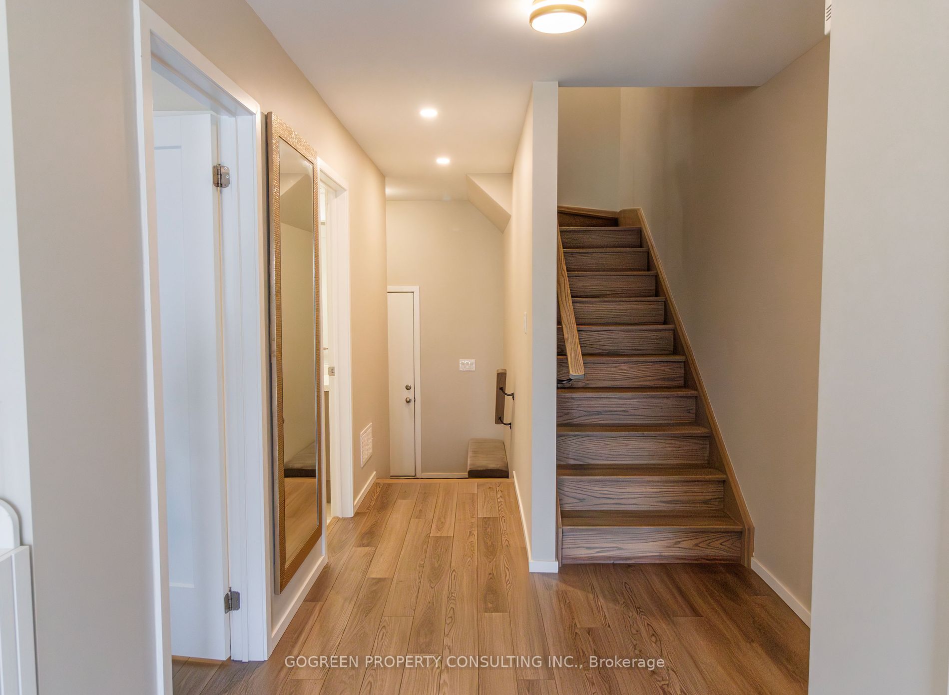 20 James Noble Lane, #95