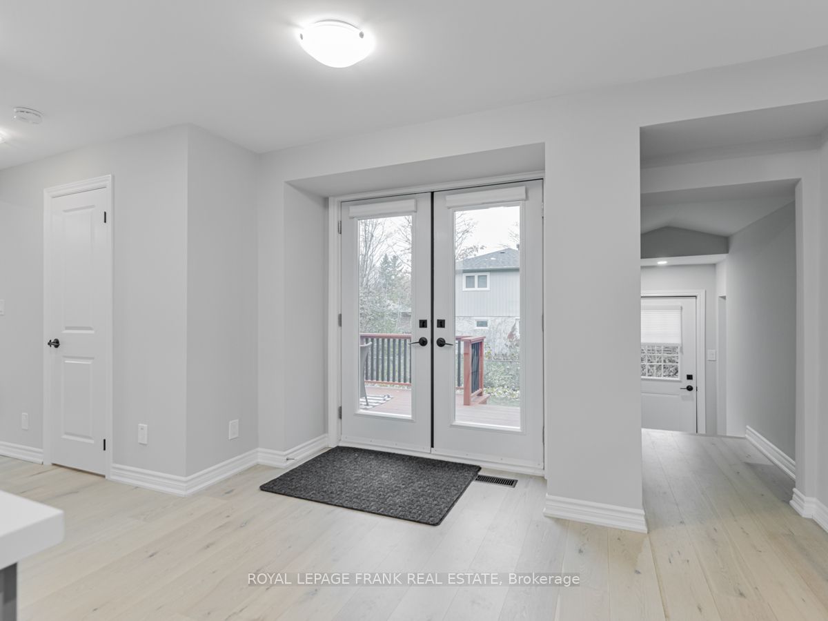 371 Boyer St