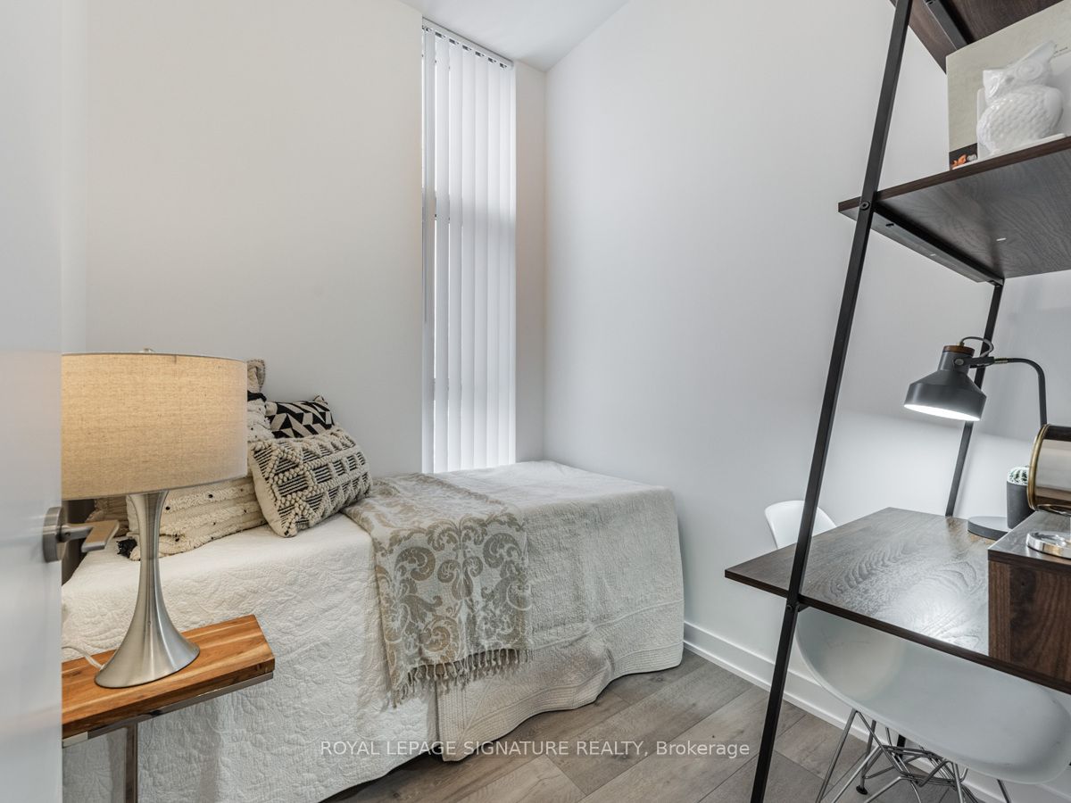 10 Honeycrisp Crescent, #105