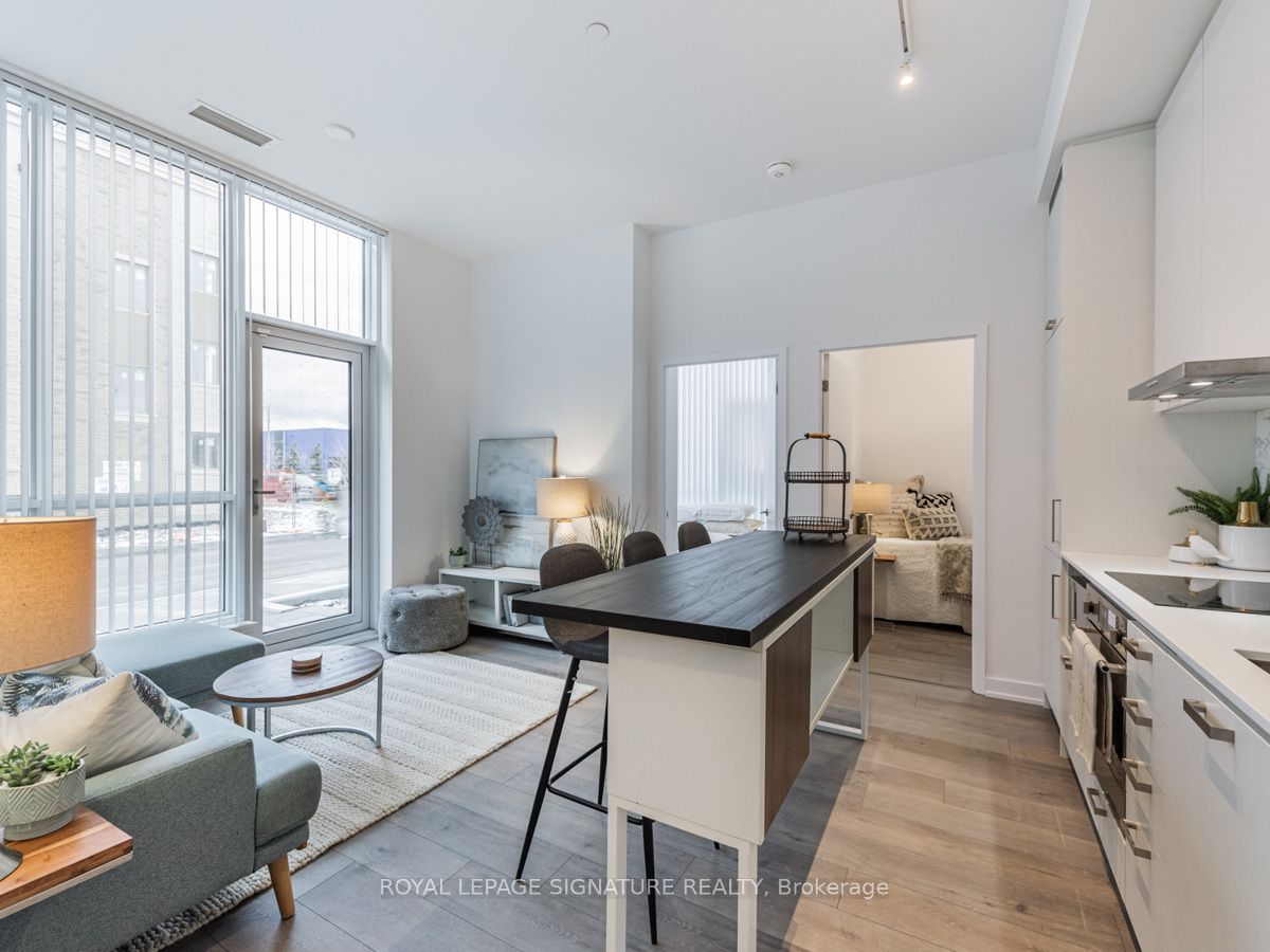 10 Honeycrisp Crescent, #105