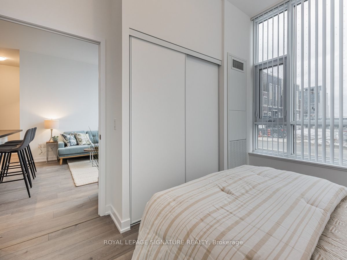 10 Honeycrisp Crescent, #105