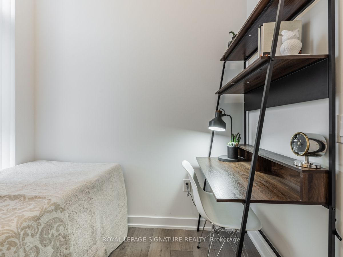 10 Honeycrisp Crescent, #105