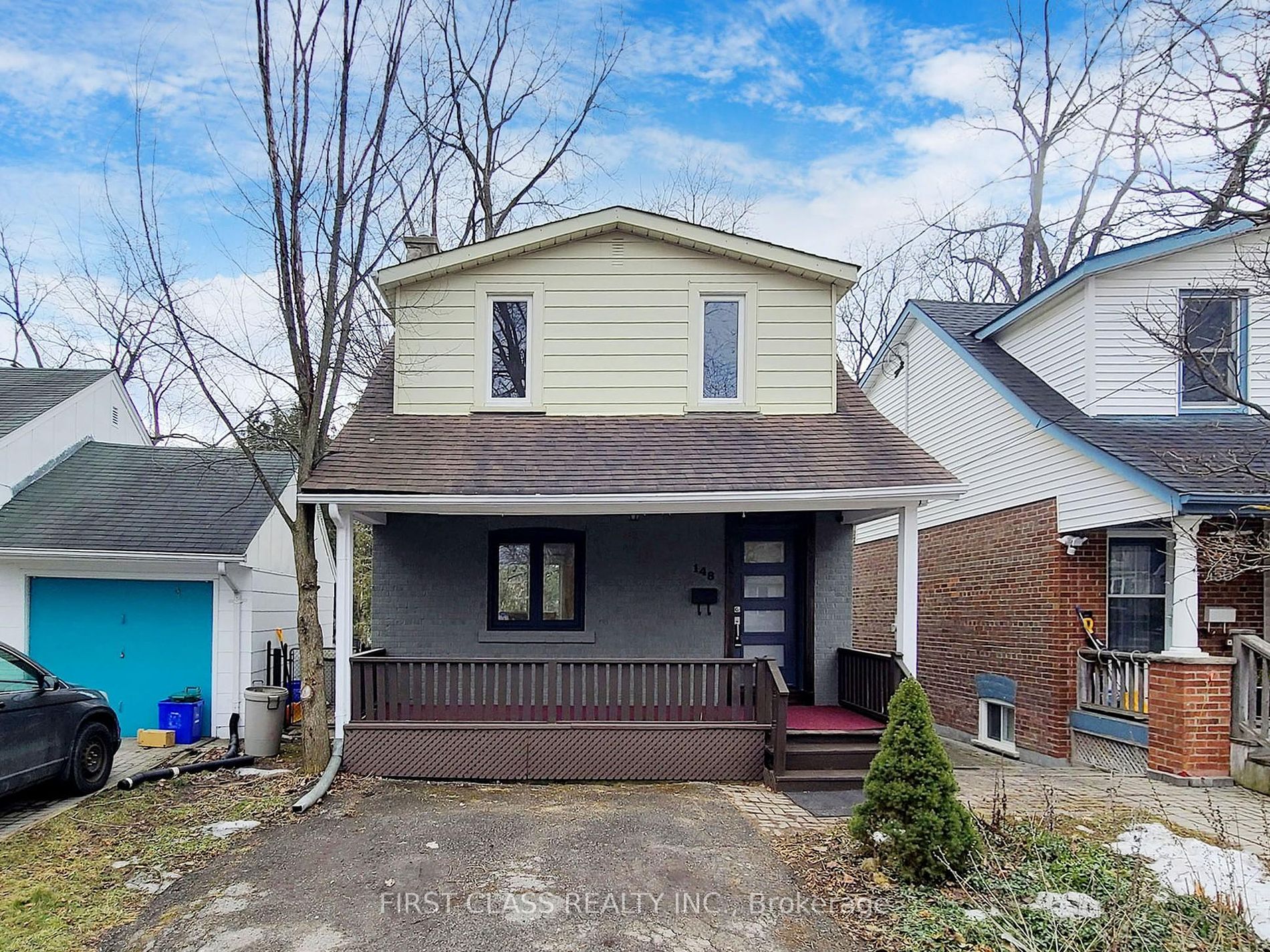 148 Richmond St