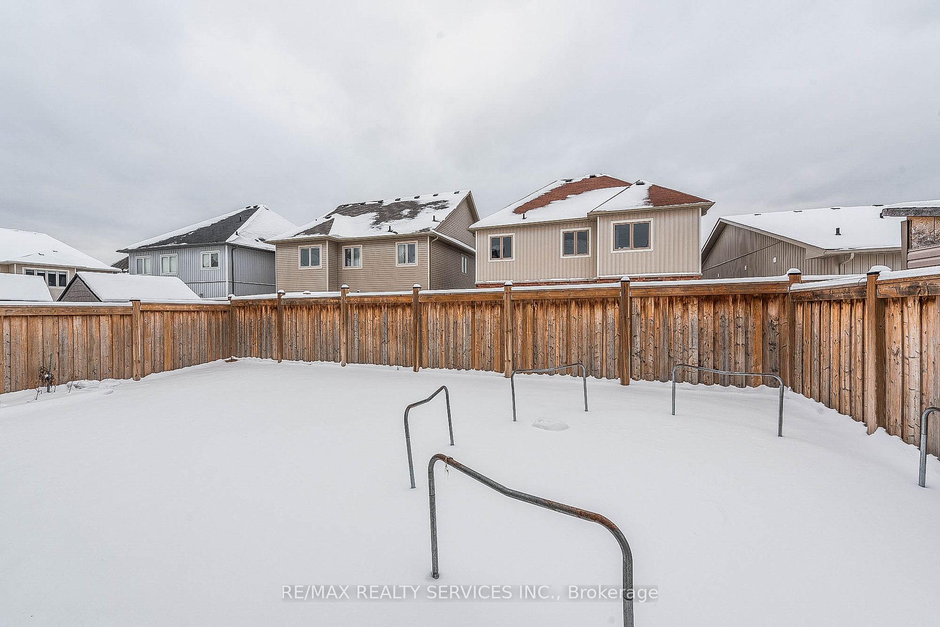 166 Gold Park Gate