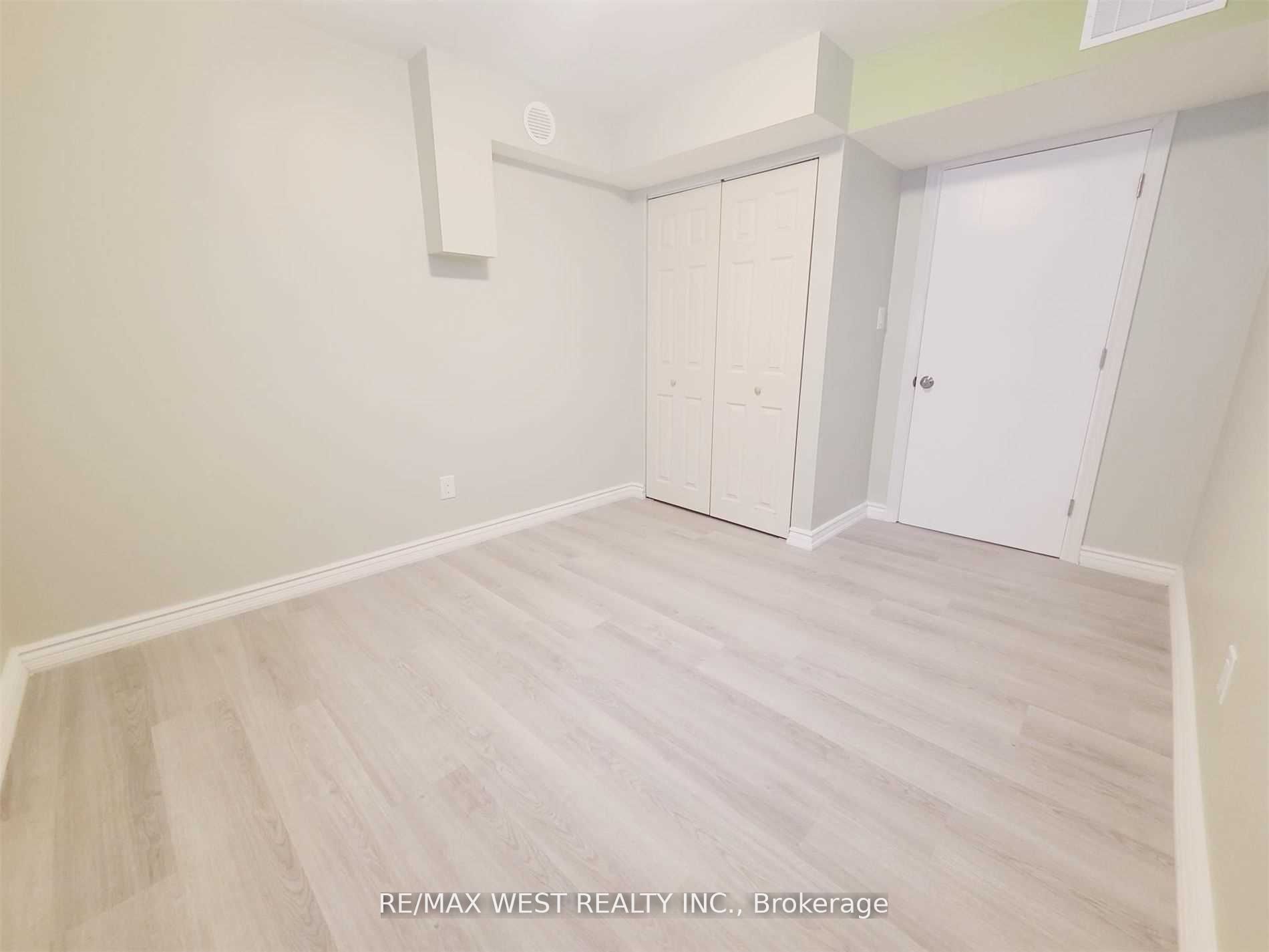 28 Pridham Pl