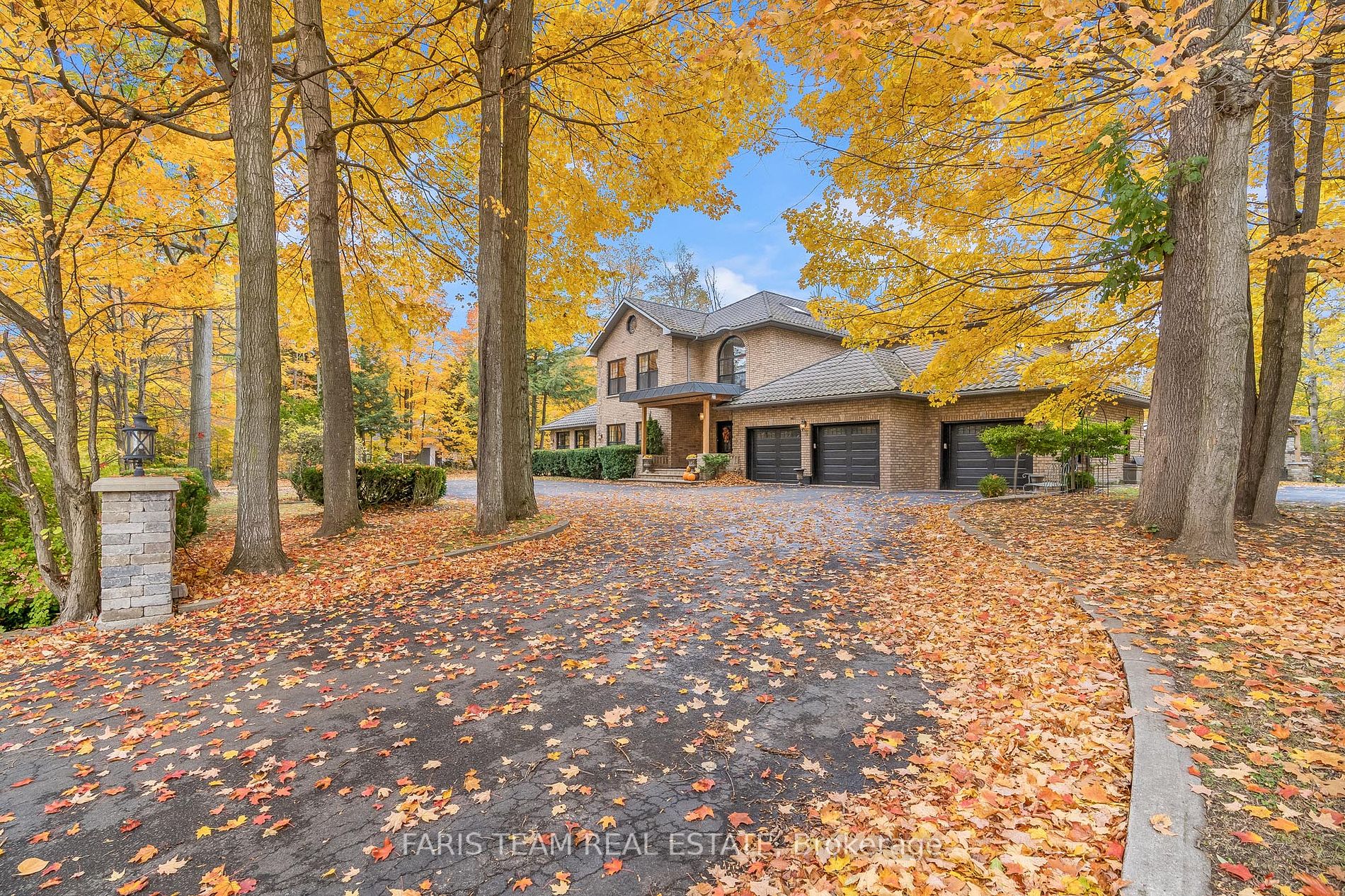 1826 Quantz Cres