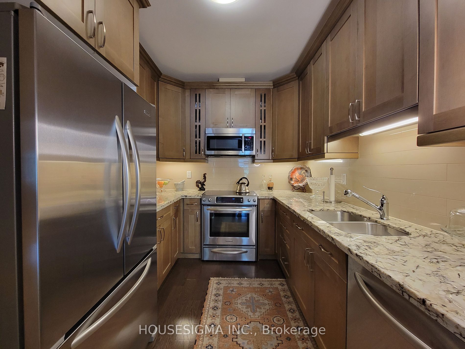 80 Burns Blvd, #235