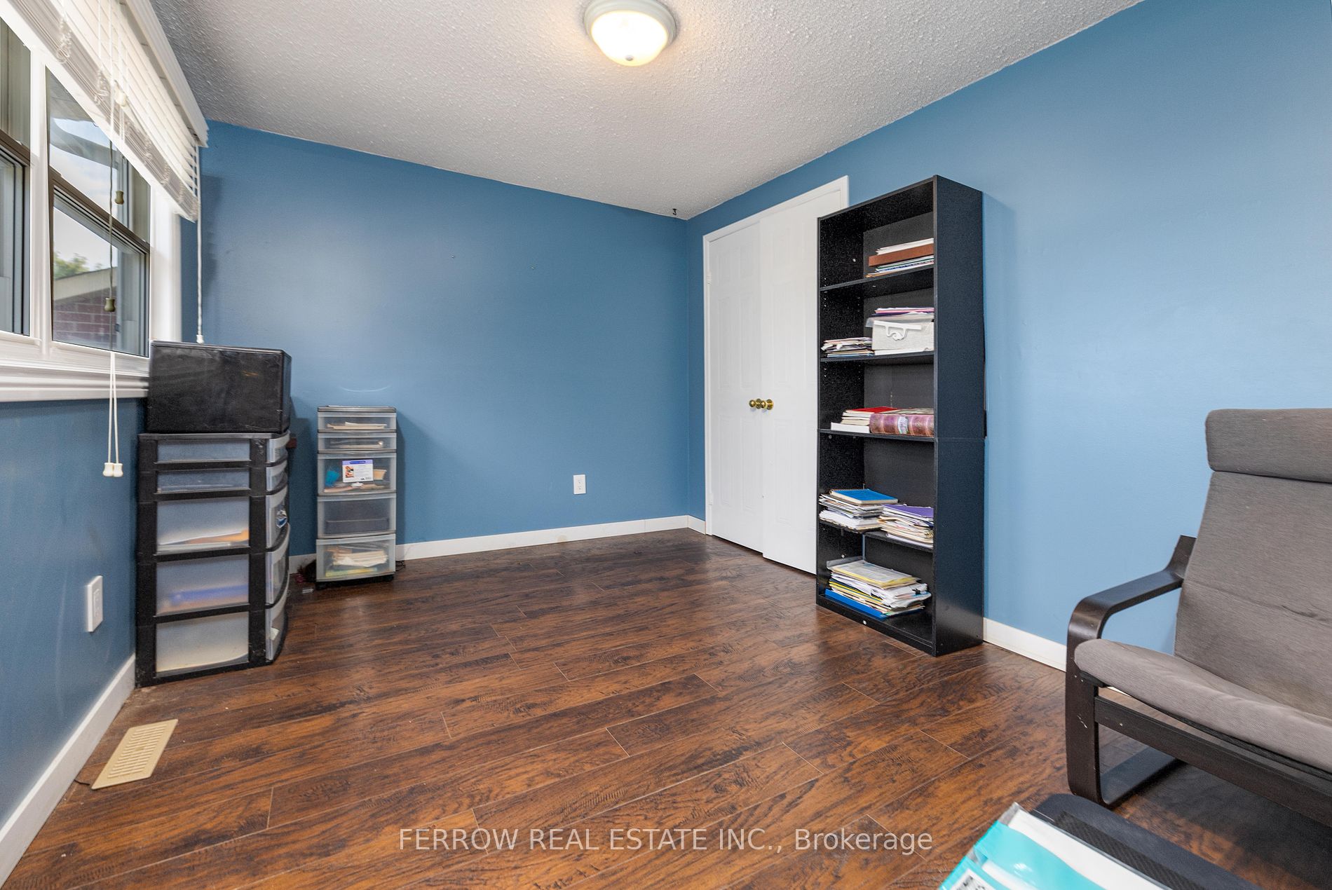 271 Crossland Gate