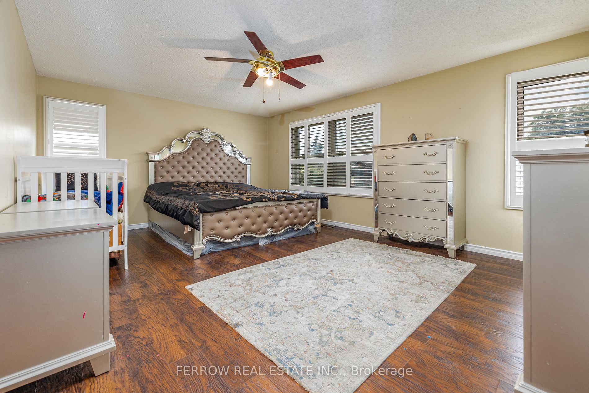 271 Crossland Gate