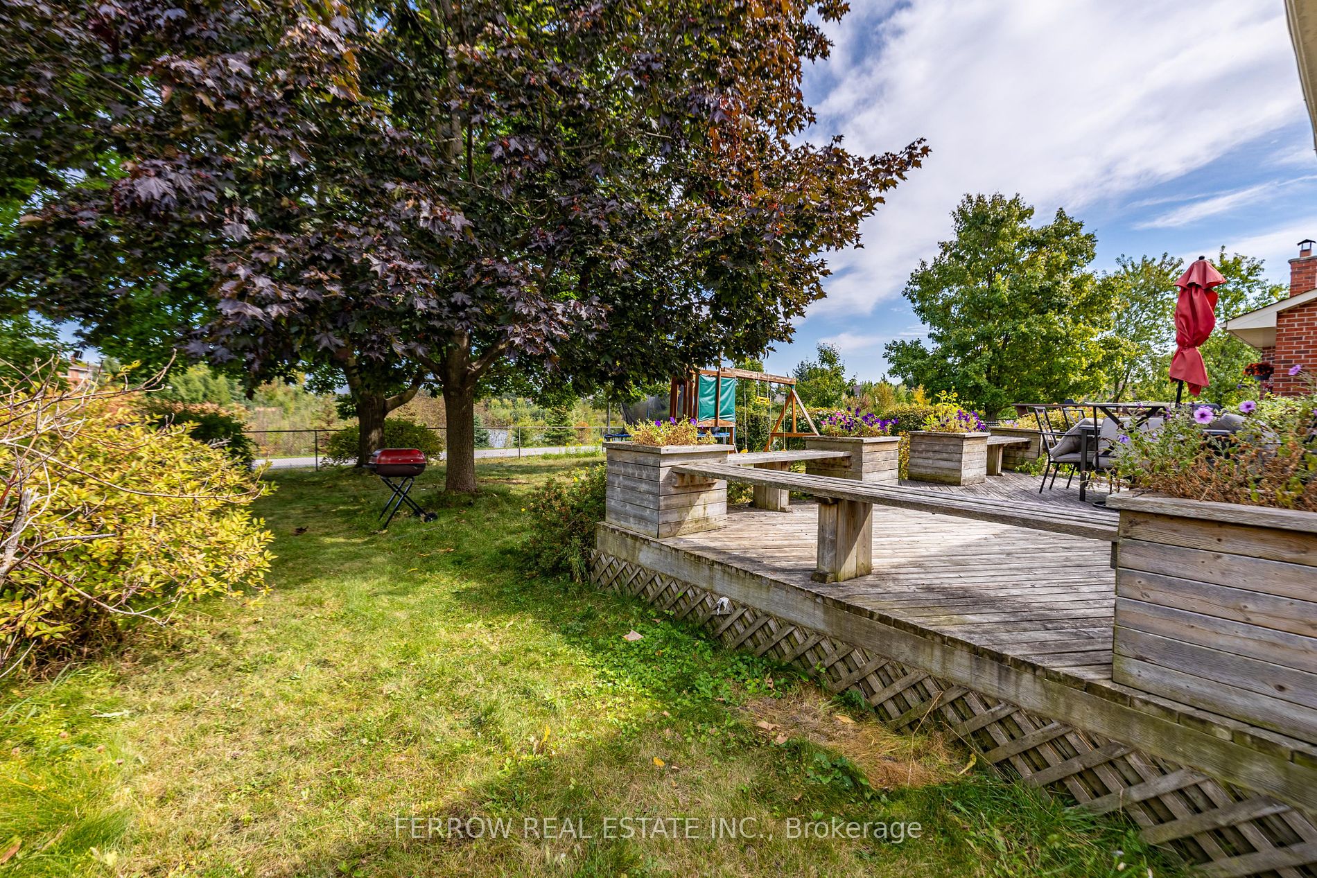 271 Crossland Gate
