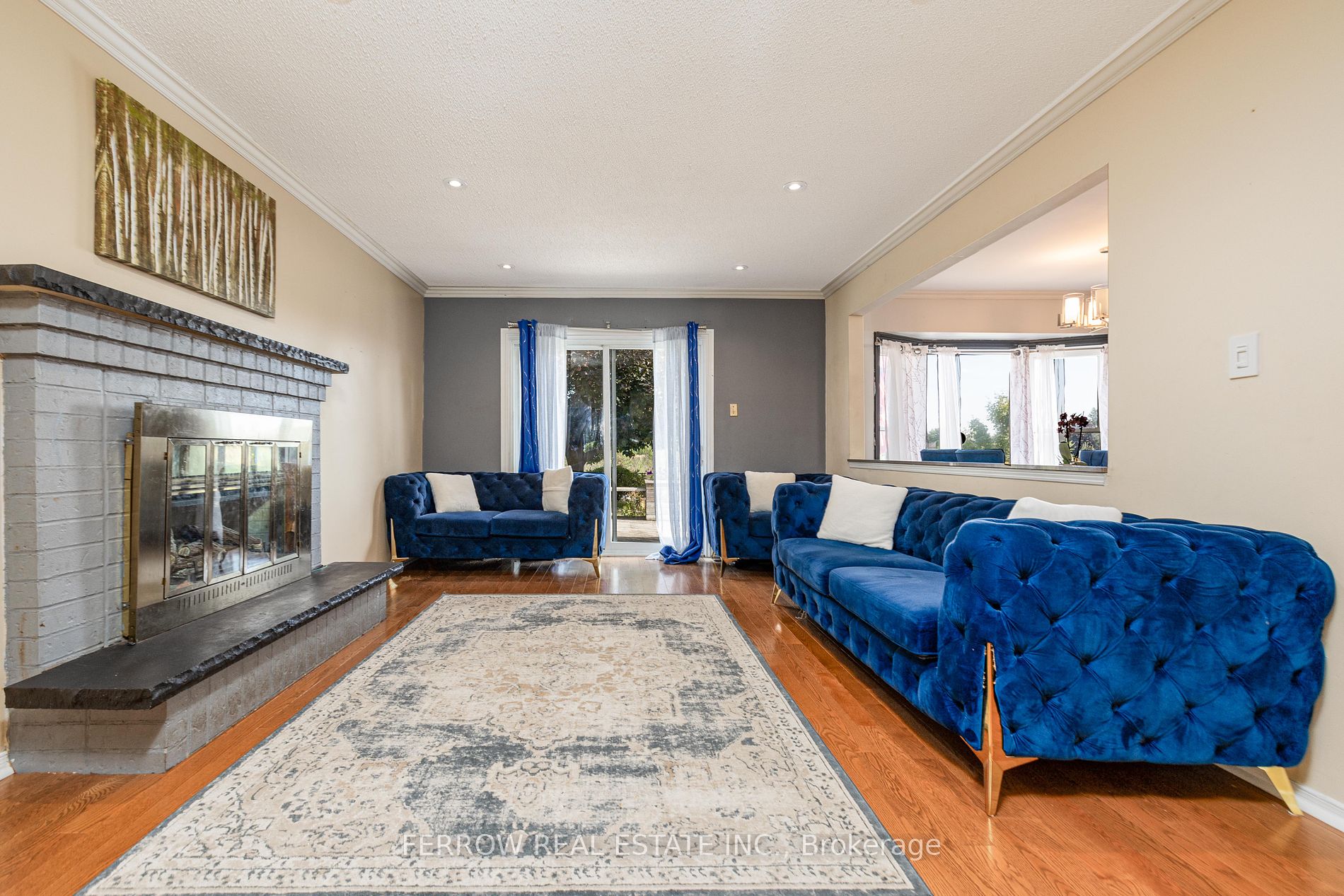 271 Crossland Gate