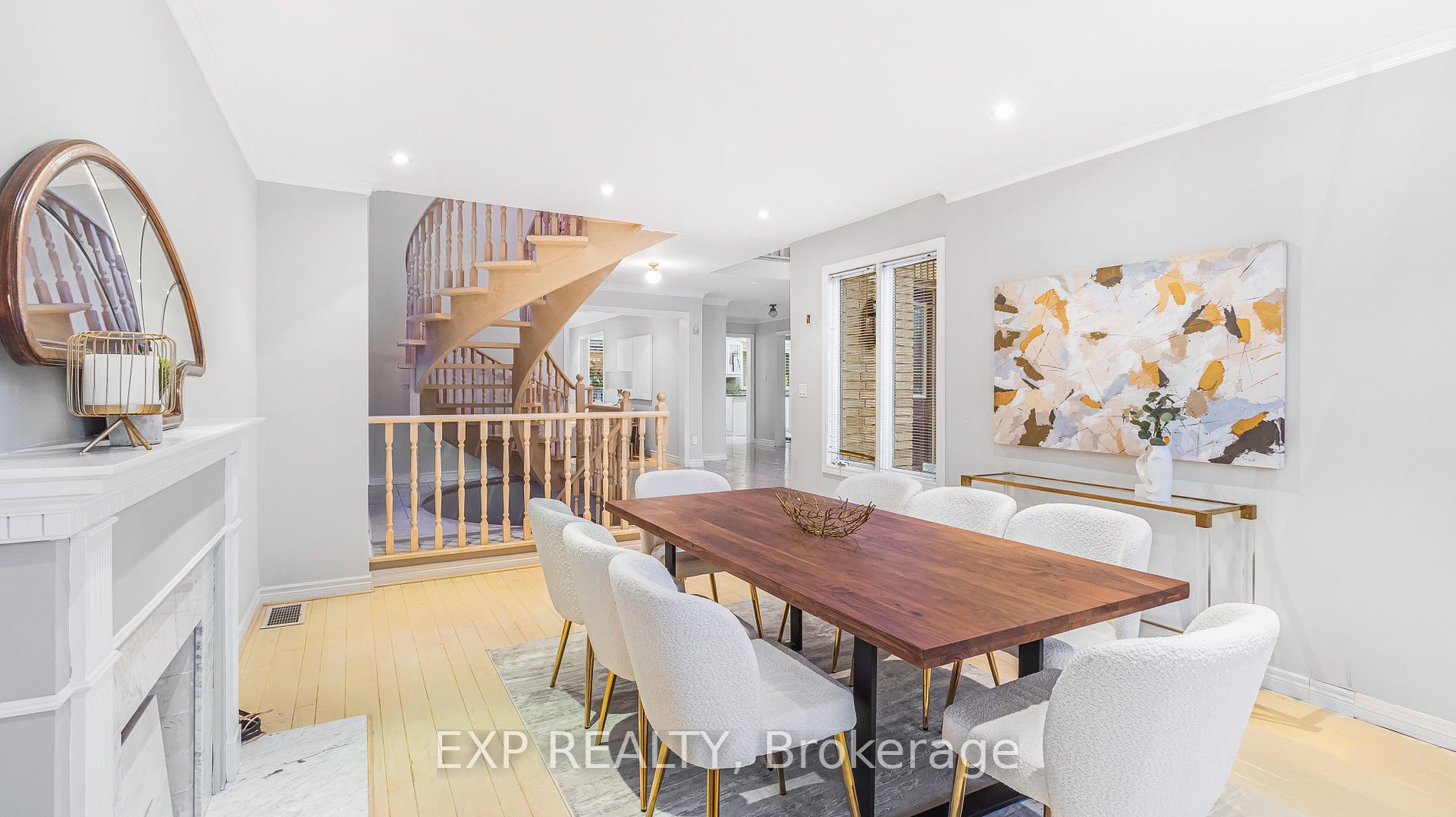23 Chatsworth Crt