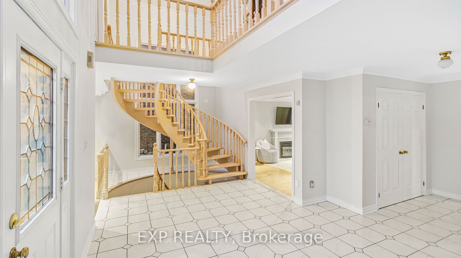 23 Chatsworth Crt