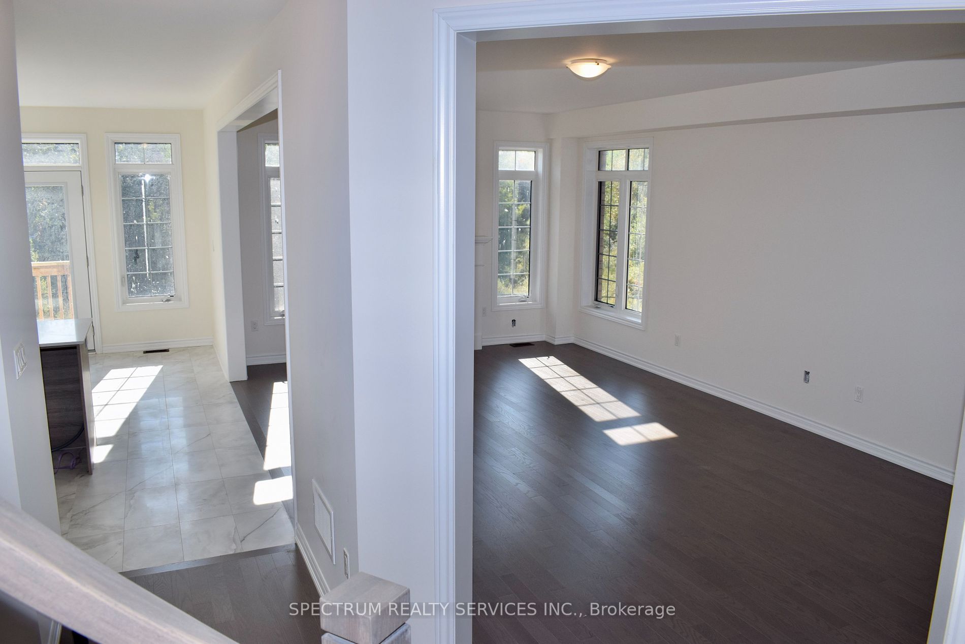 206 Ferragine Cres