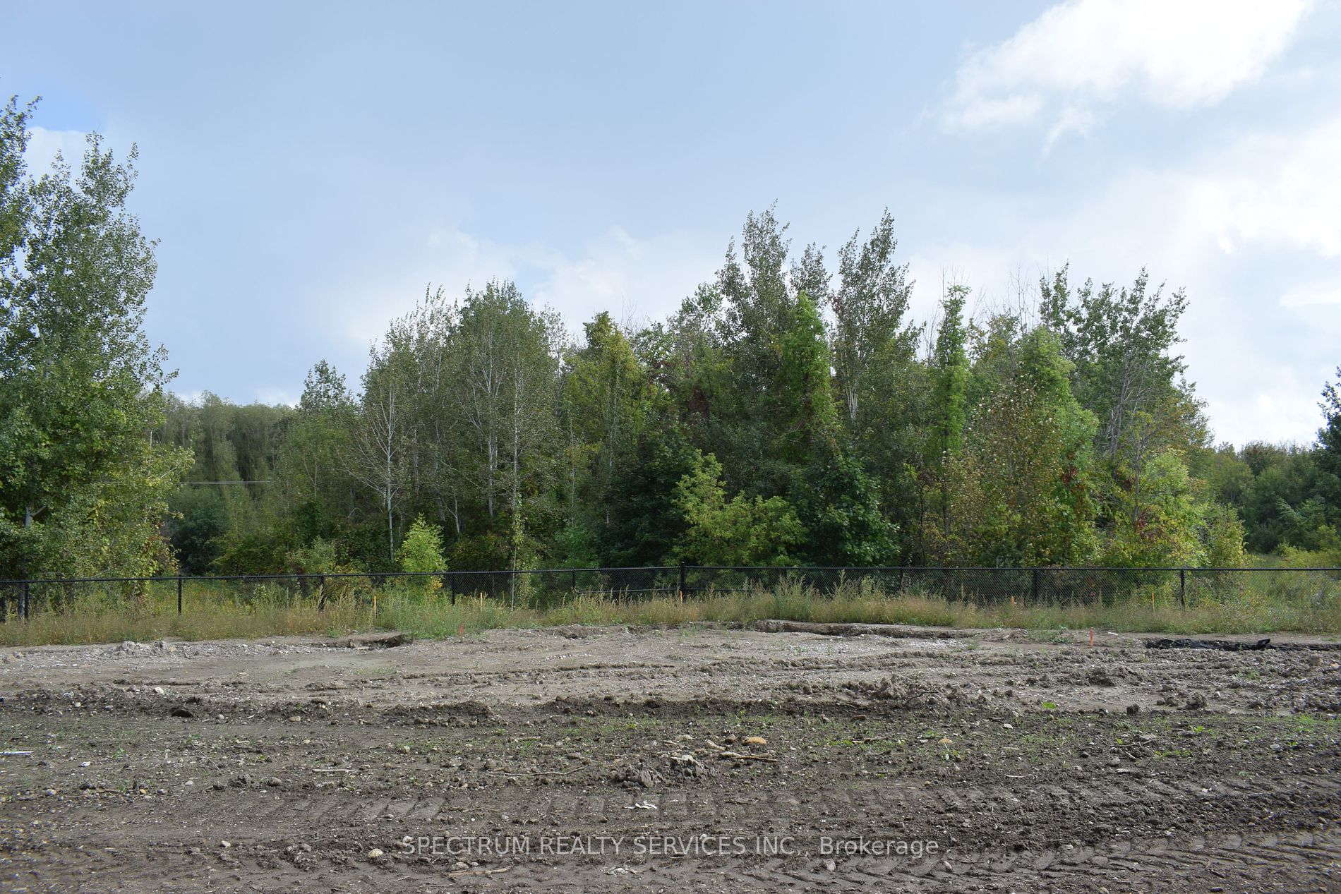 206 Ferragine Cres